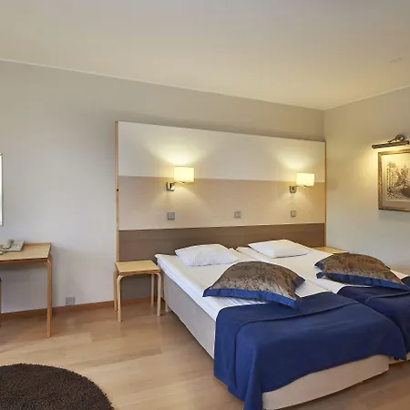 ホテル Scandic Laajavuori