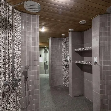 ホテル Scandic Laajavuori